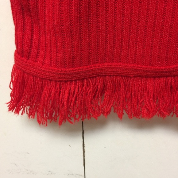 Pretty red vintage sleeveless sweater. - Picture 3 of 6